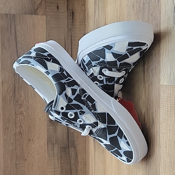 Van's shoes women Brand new. - Picture 7 of 12